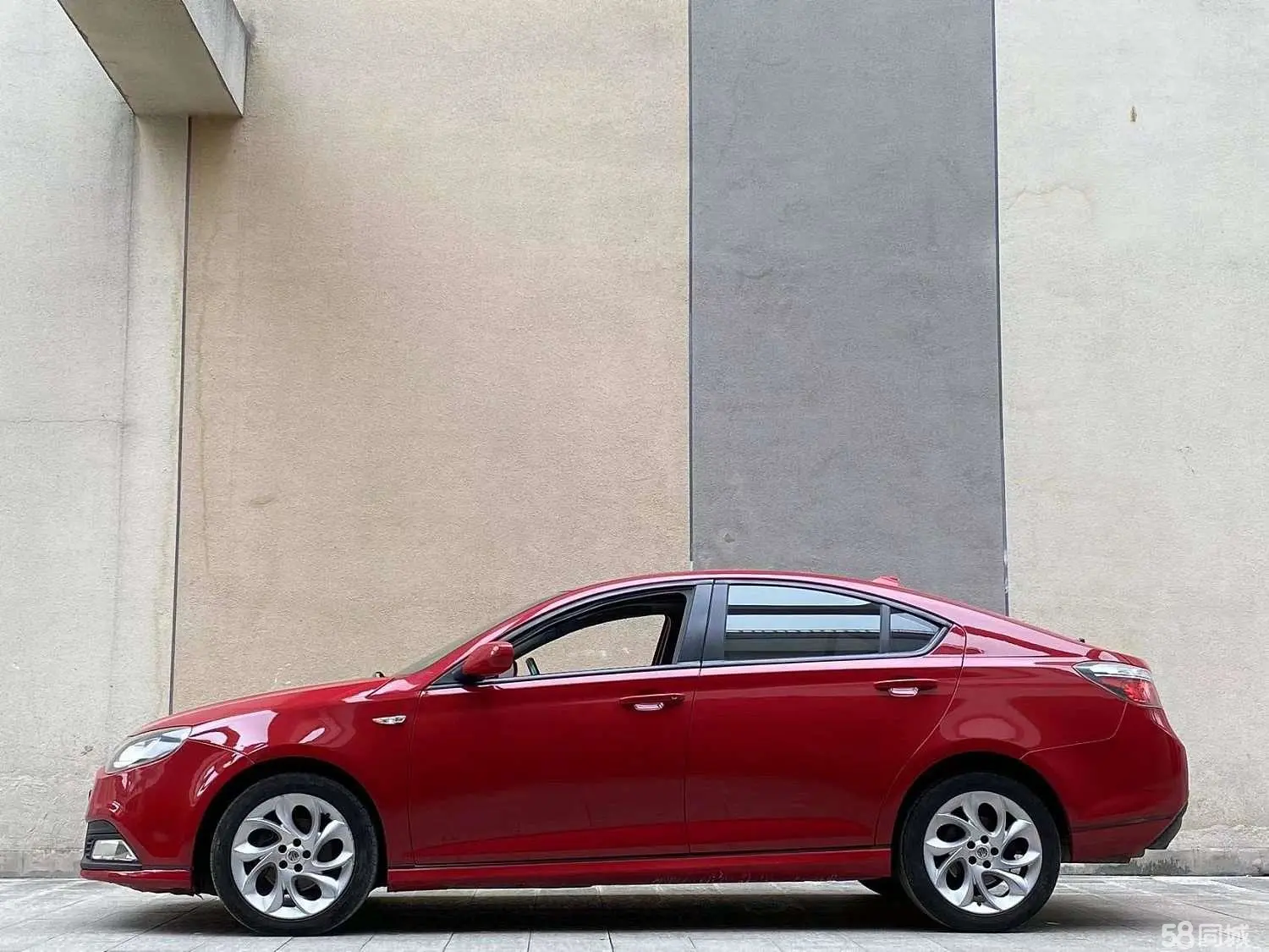 MG 6 2011 immagine di auto #5