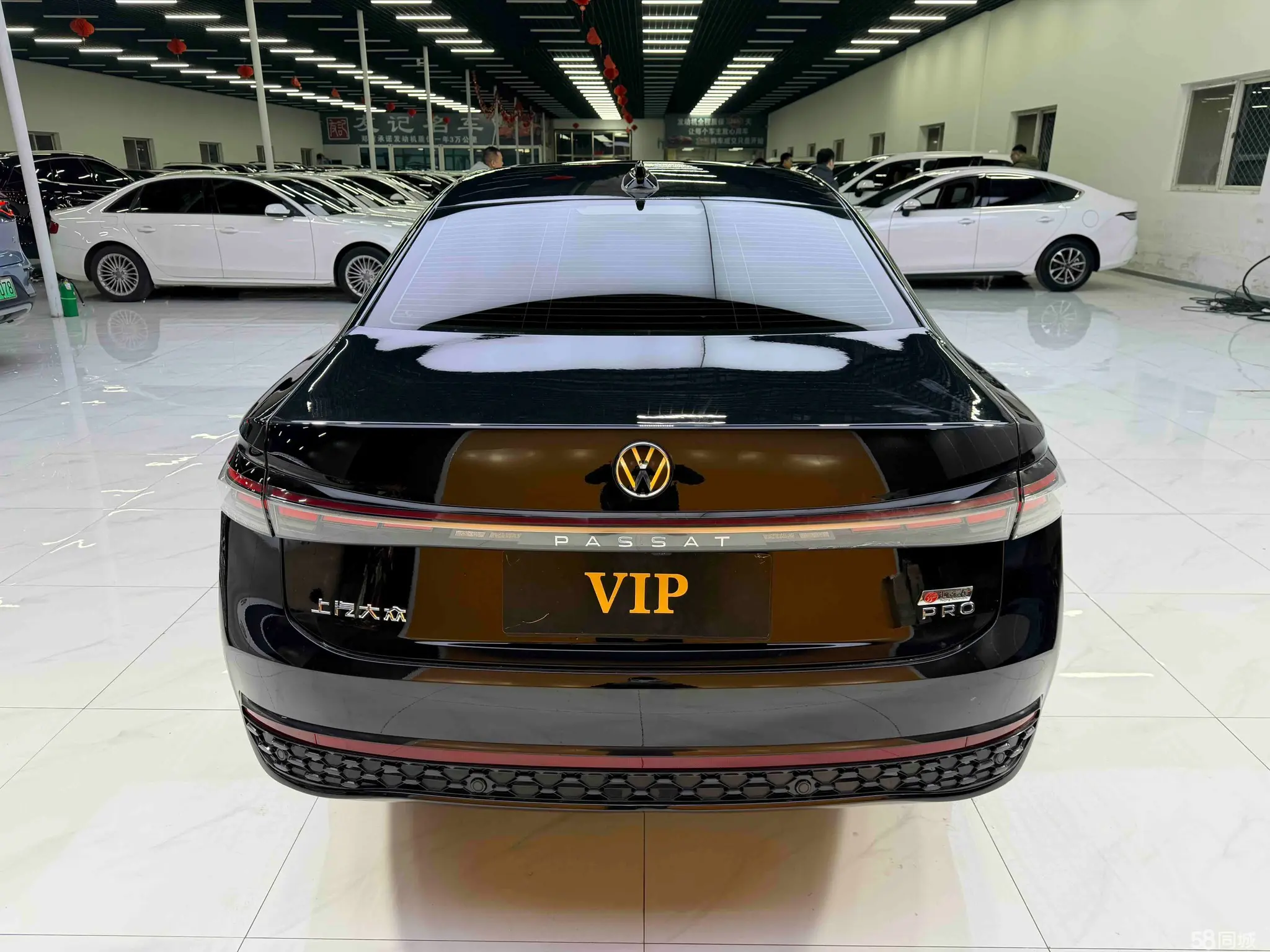 Volkswagen Passat 2025 car image #5