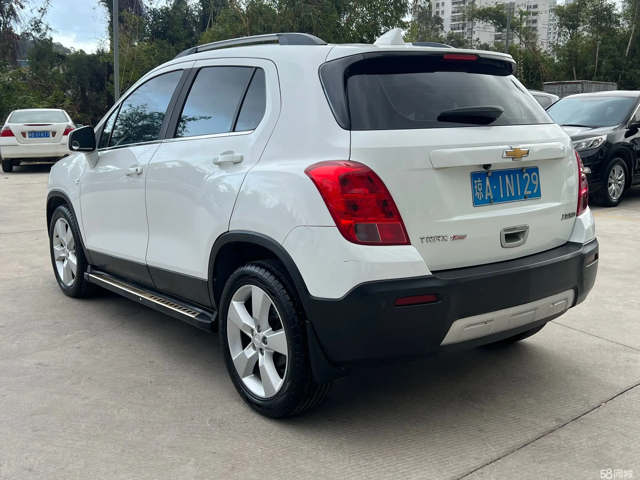 Chevrolet Tracker 2015 изображение автомобиля #5