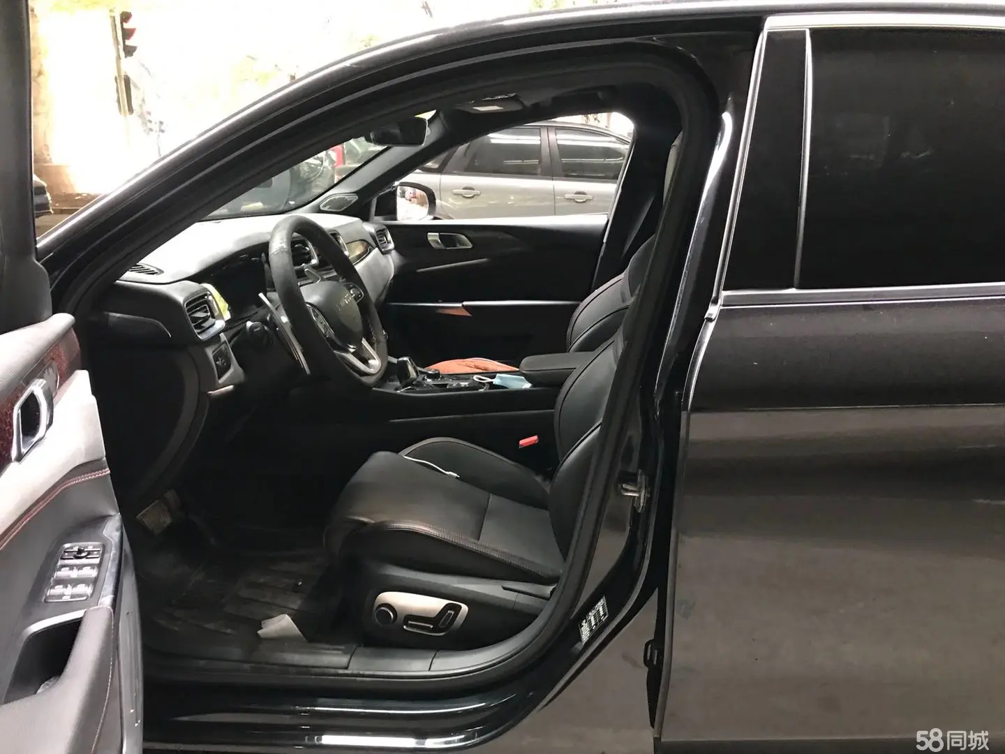 Lynk & Co 03 2018 car image #5