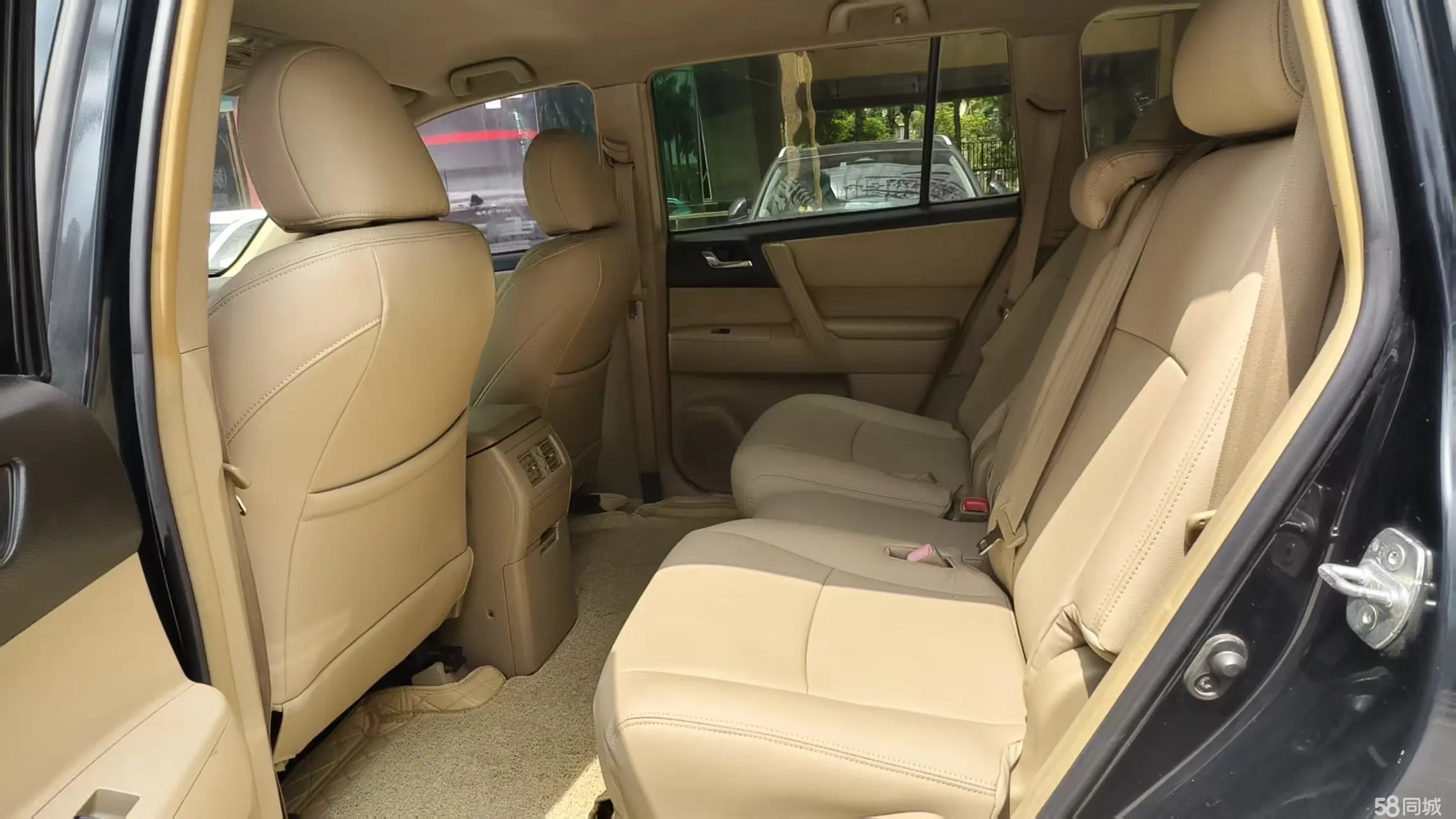 Toyota Highlander 2010 car image #5