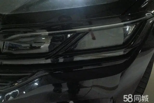 Volkswagen Touareg 2023 immagine di auto #5