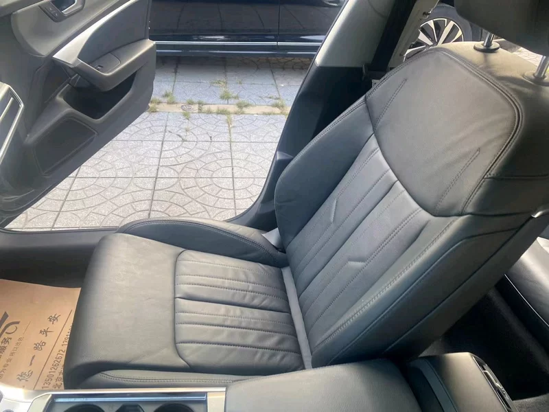 Audi A6L e-tron 2020 immagine di auto #5