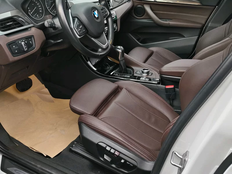 BMW X1 M35Li 2017 car image #5