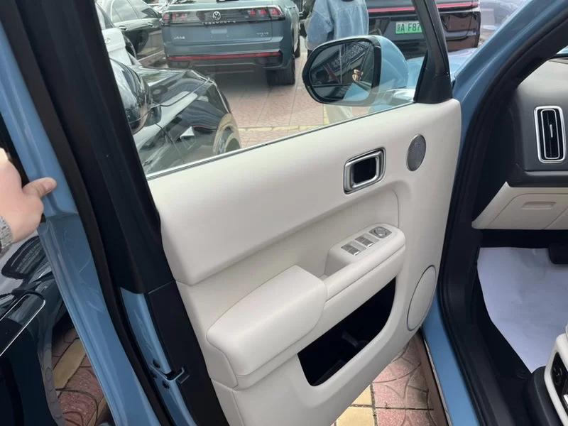 Li L8 2024 imagen de coche #5