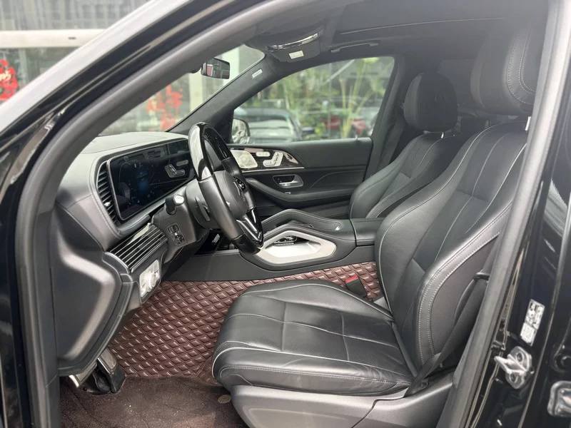 Mercedes-Benz Maybach GLS 2023 imagen de coche #5