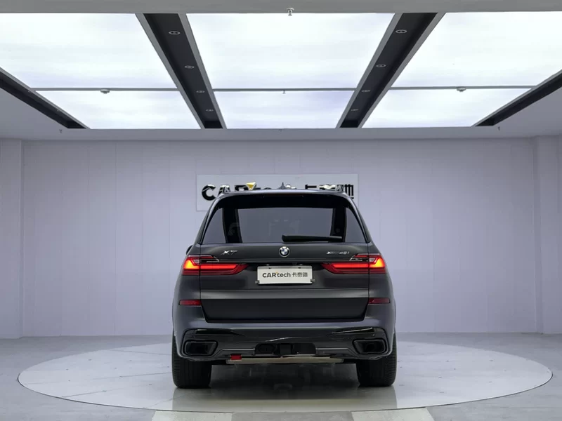 BMW X7 M60i 2022 #5 BMW X7 M60i 2022 car image #5