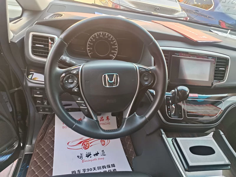Honda ODYSSEY 2018 #5 Honda ODYSSEY 2018 car image #5