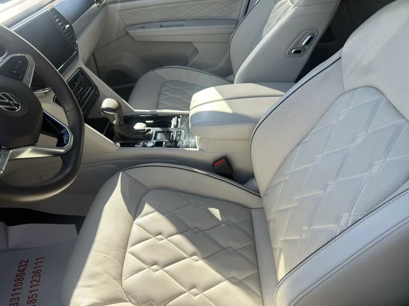 Volkswagen Viloran 2020 immagine di auto #5