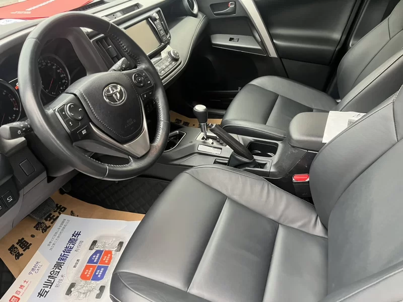 Toyota RAV4 2019 #5 Toyota RAV4 2019 car image #5