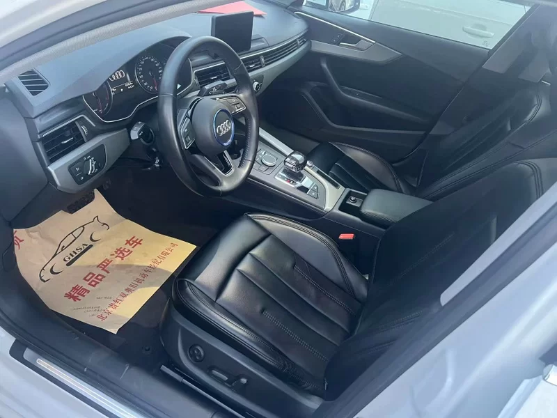 Audi A4L 2019 #5 Audi A4L 2019 car image #5