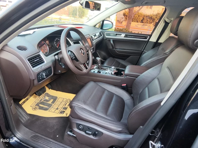 Volkswagen Touareg 2015 car image #5