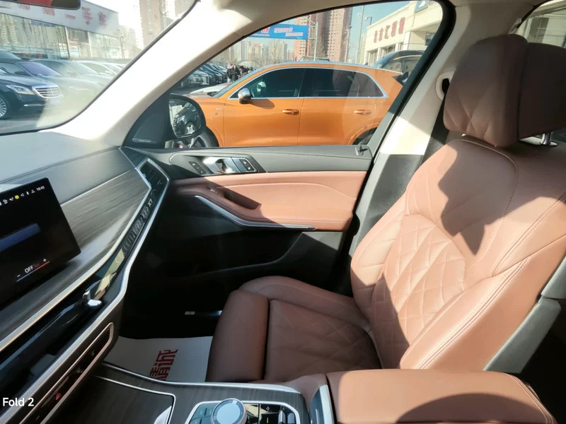 BMW X7 2023 صورة سيارة #5