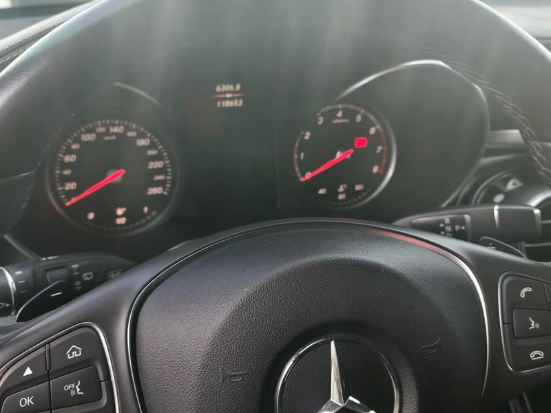 Mercedes-Benz GLC Class 2018 #5 Mercedes-Benz GLC Class 2018 car image #5