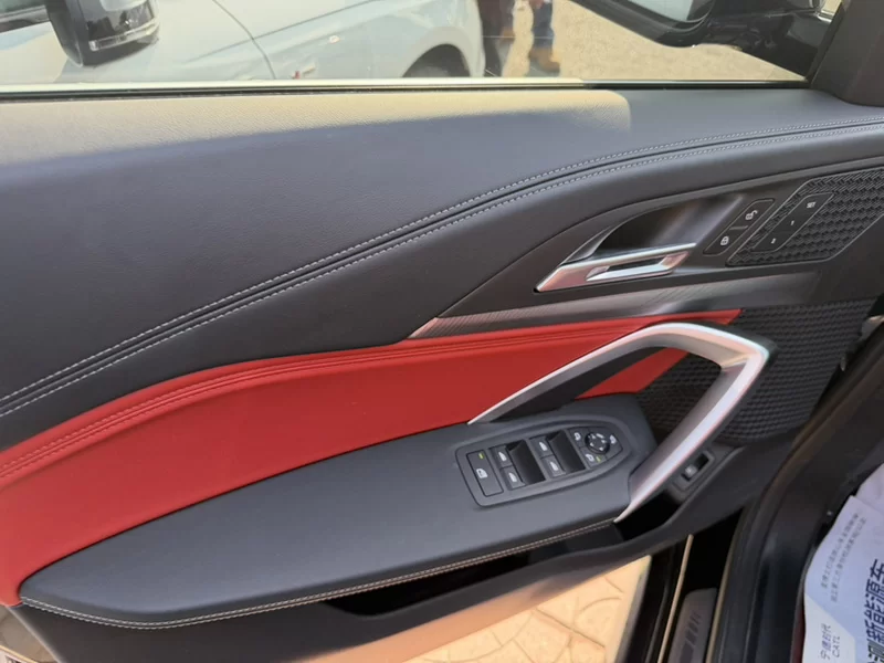 BMW X1 2025 car image #5