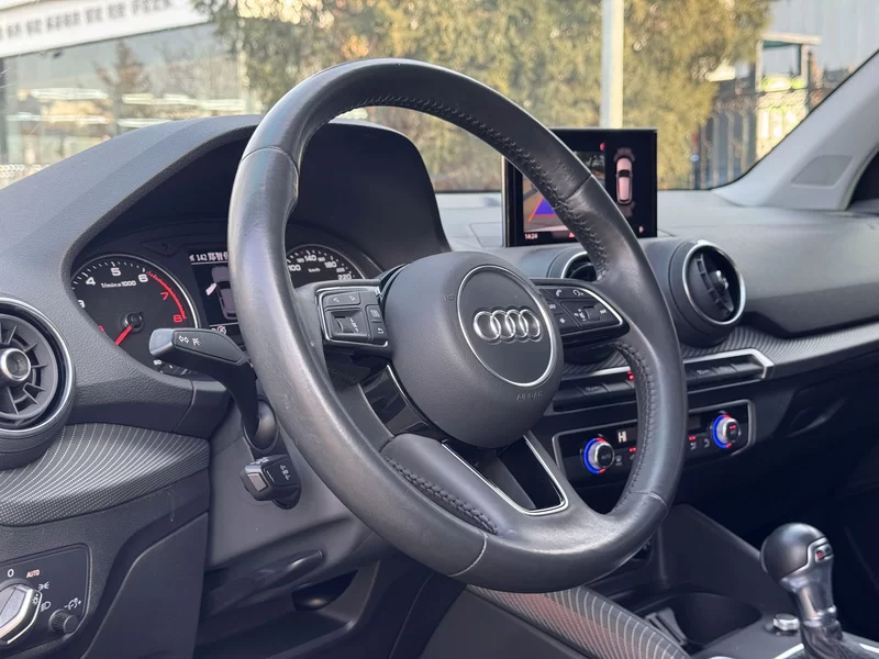 Audi Q2L 2020 immagine di auto #5