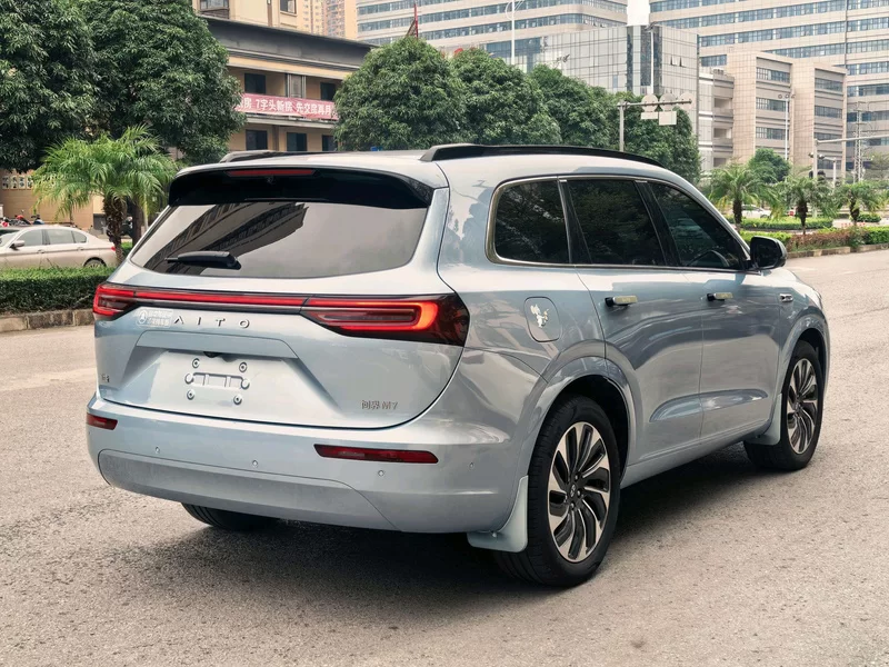 Toyota RAV4 2023 car image #5