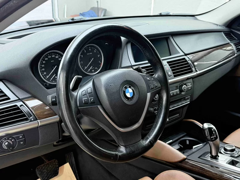 BMW X6 2012 изображение автомобиля #5