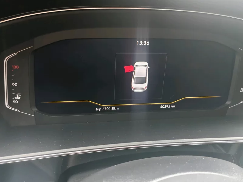Volkswagen Passat 2024 car image #5