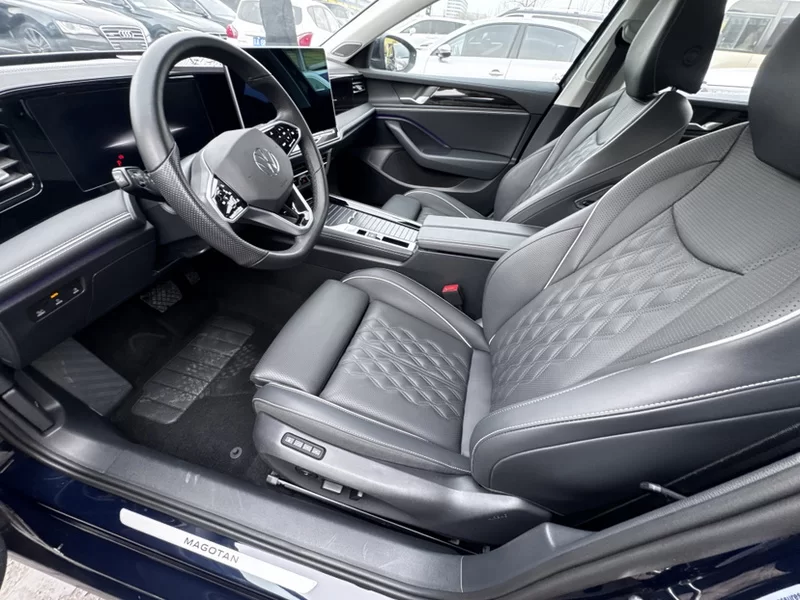Volkswagen Magotan 2024 immagine di auto #5