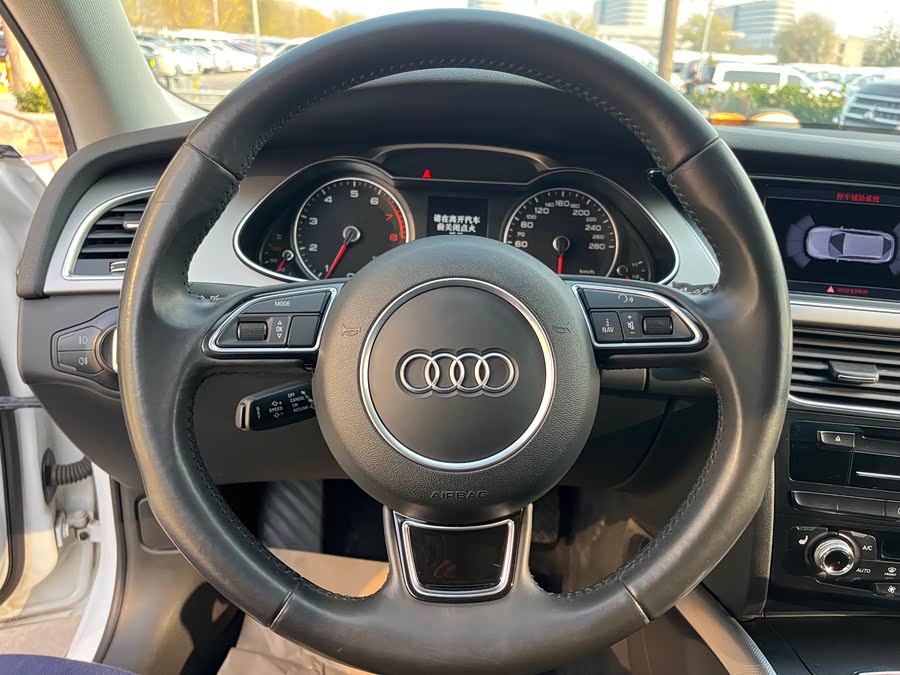 Audi A4 (Imported) 2014 car image #32