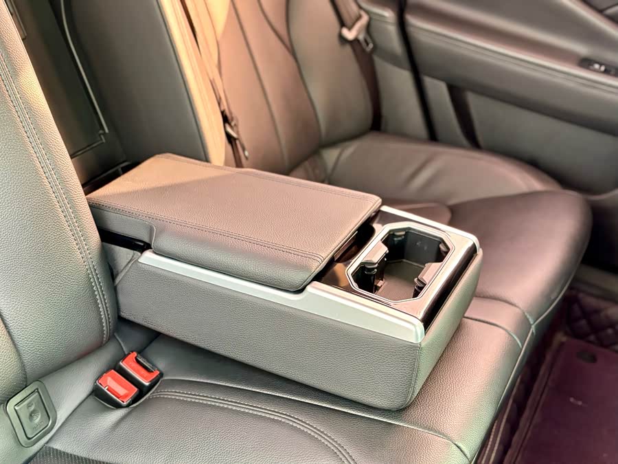 GEELY Ulion 2017 #32 GEELY Ulion 2017 immagine di auto #32