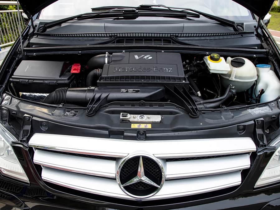 奔驰 唯雅诺 2013 汽车图片 #32