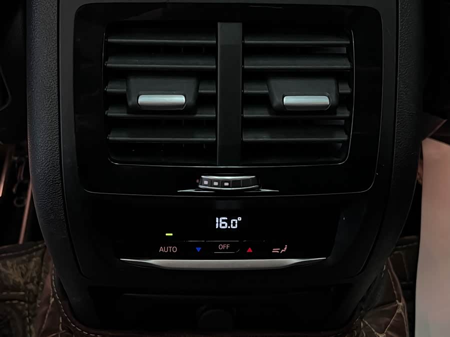 宝马 宝马X4 2019 汽车图片 #32