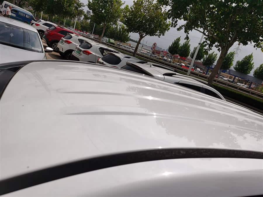 BYD S2 2020 car image #32