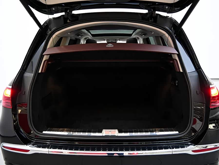 Mercedes-Benz Maybach GLS 2024 imagen de coche #32