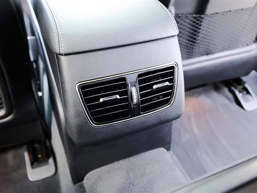 HongQi H7 2021 car image #32