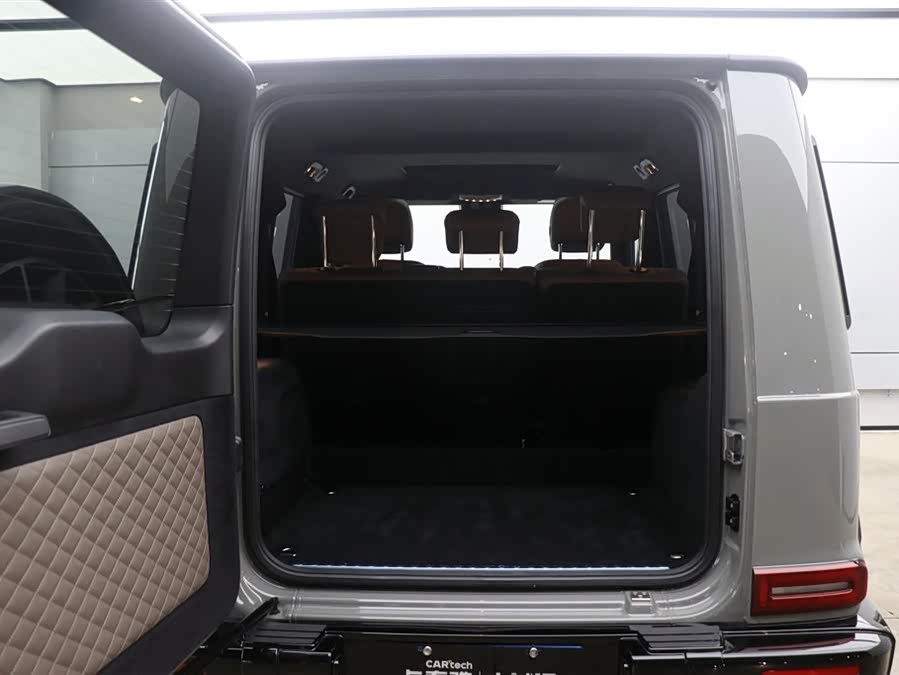 Mercedes-Benz 2024 image de voiture #32