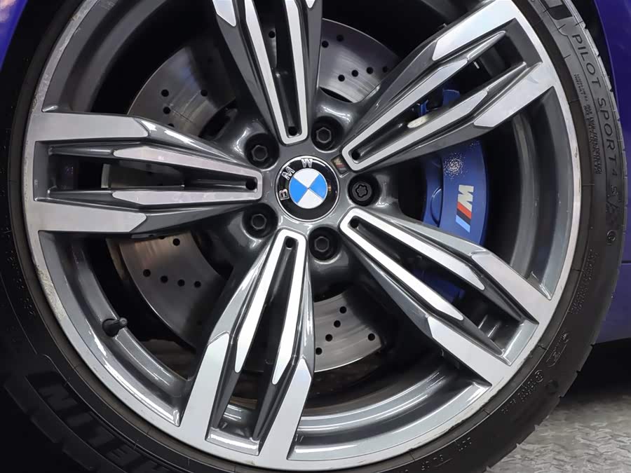 BMW M6 2015 изображение автомобиля #32