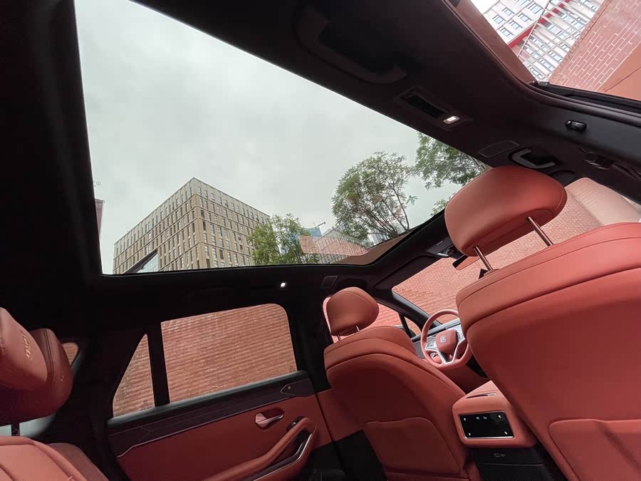 BYD Tang L 2025 immagine di auto #32