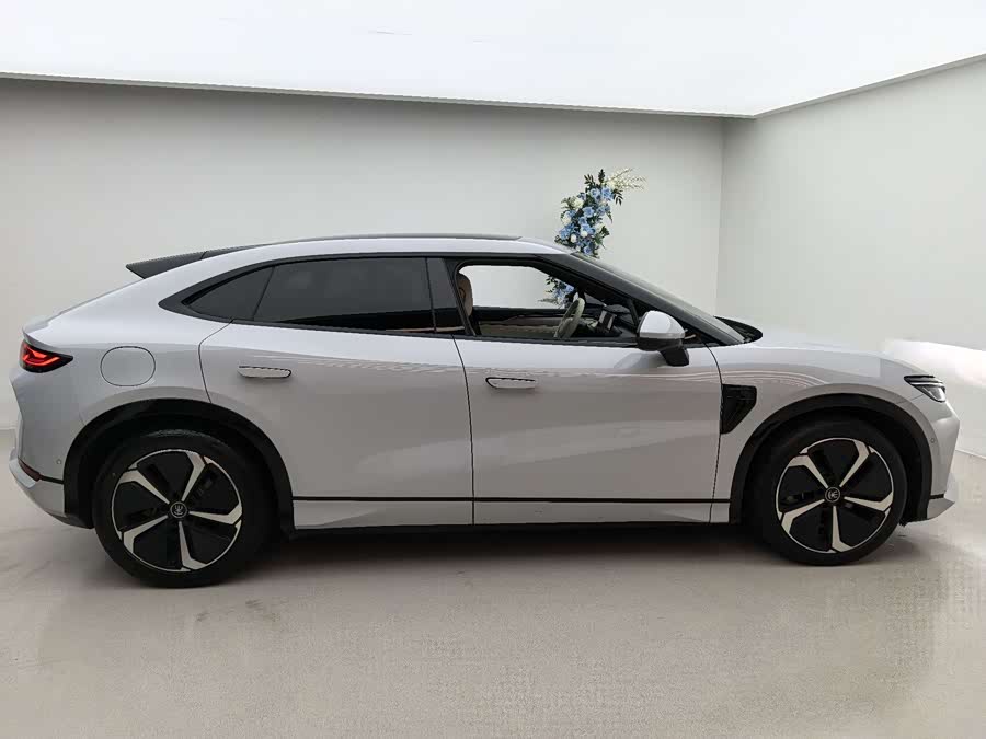 BYD SongL EV 2023 car image #32