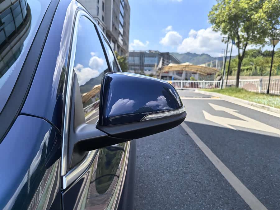 BMW X1 New Energy 2020 car image #32