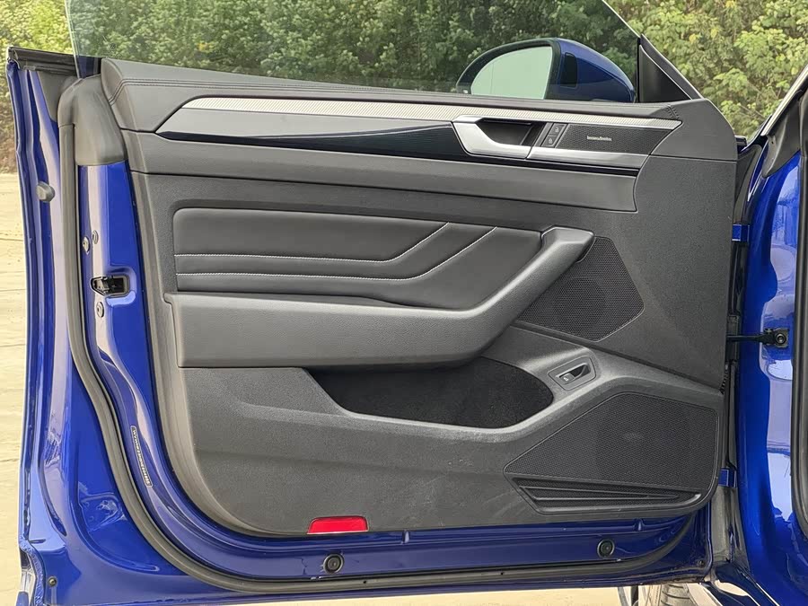 Volkswagen Arteon 2023 immagine di auto #32