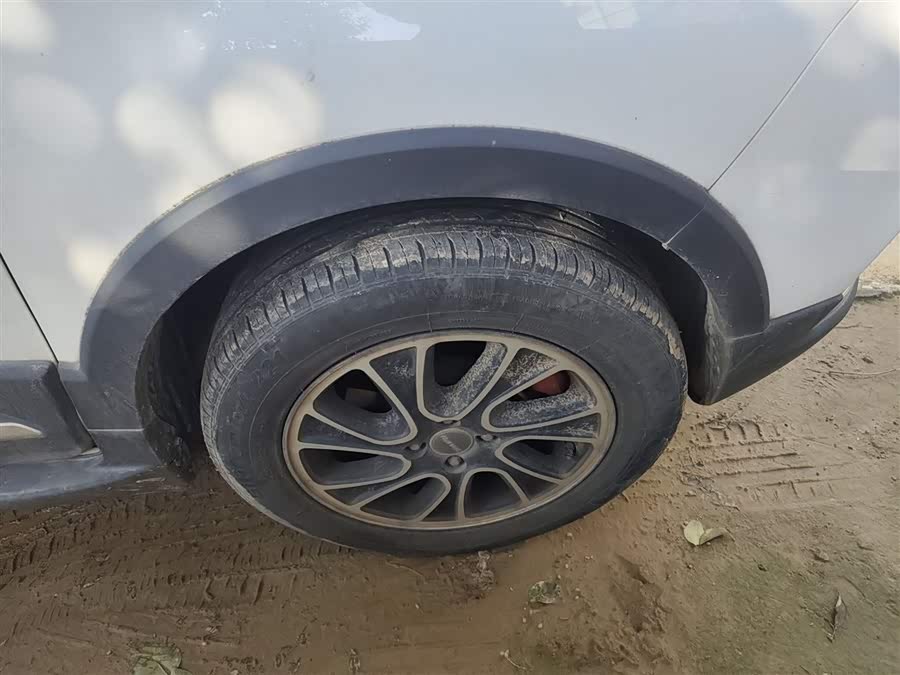 Haval H1 2016 imagem de carro #32