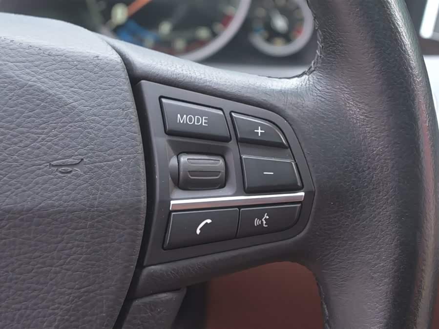 BMW 5 Series GT 2016 #32 BMW 5 Series GT 2016 صورة سيارة #32