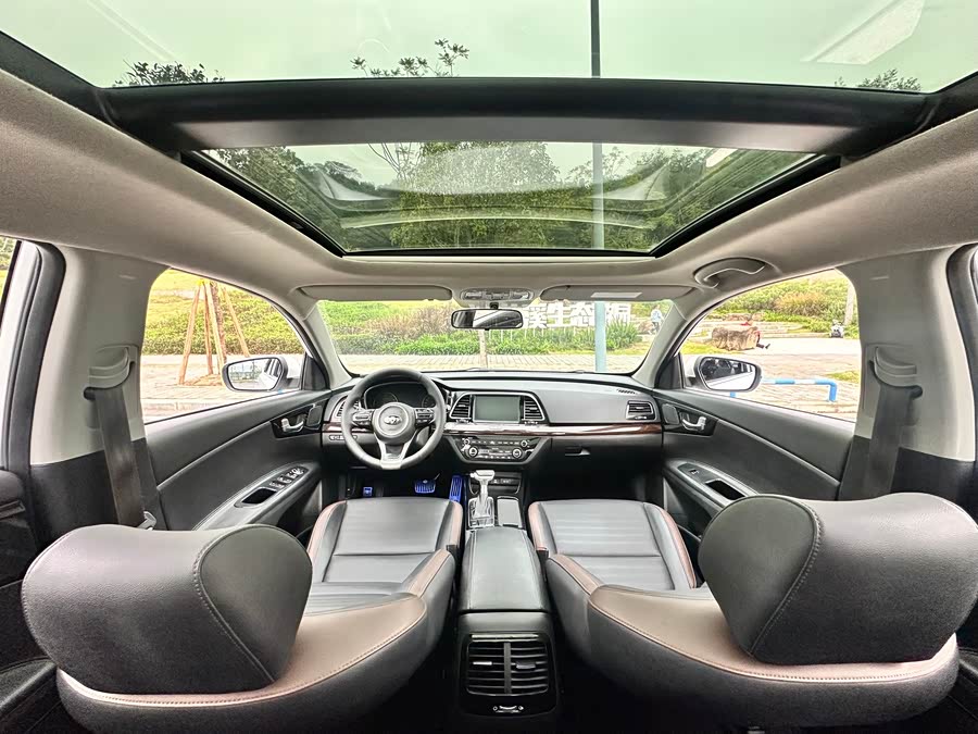 Kia K5 2018 imagem de carro #32