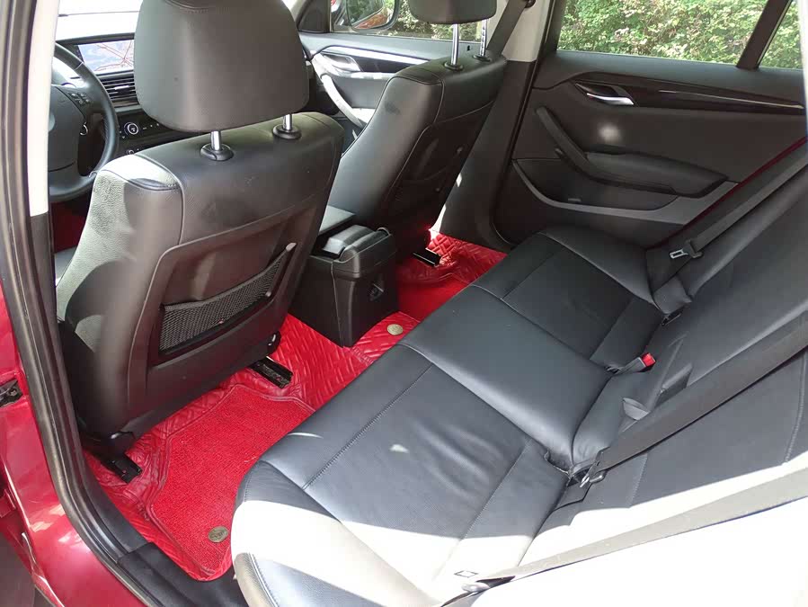 BMW X1 (Imported) 2011 imagem de carro #32