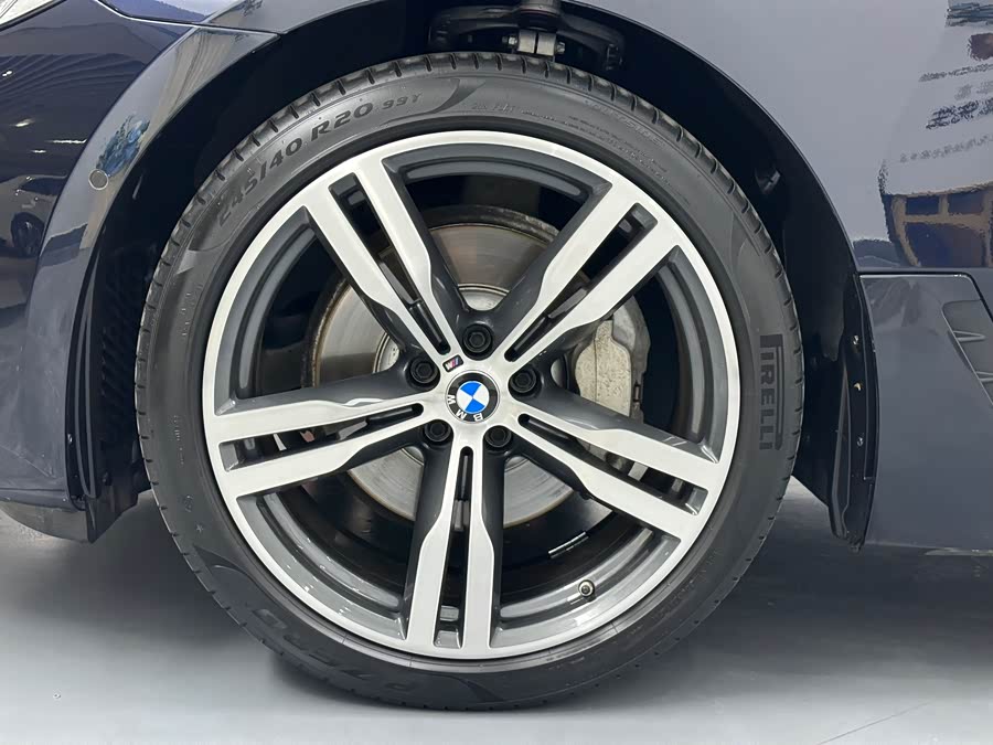 BMW 6 Series 2024 imagem de carro #32