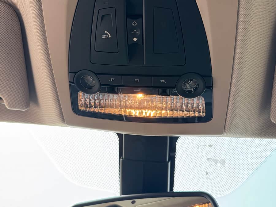 BMW 5 Series GT 2016 #32 BMW 5 Series GT 2016 immagine di auto #32