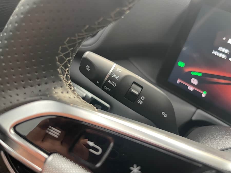 HongQi HS3 PHEV 2024 car image #32