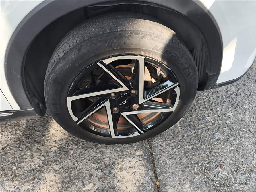 哪吒汽车 哪吒AYA 2023 汽车图片 #32