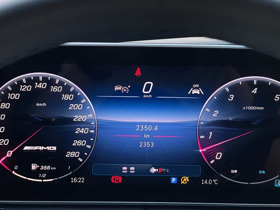 Mercedes-Benz CLE AMG 2024 #32 Mercedes-Benz CLE AMG 2024 car image #32