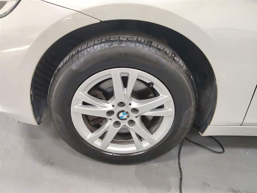 BMW 2 Series Gran Tourer 2015 car image #32