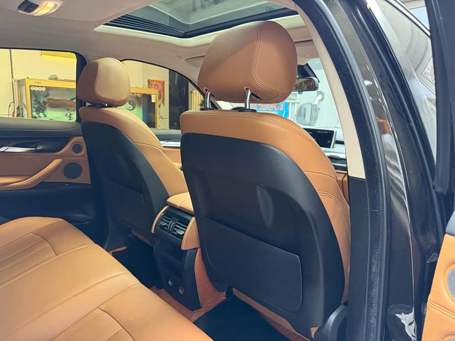 BMW X6 2016 car image #32