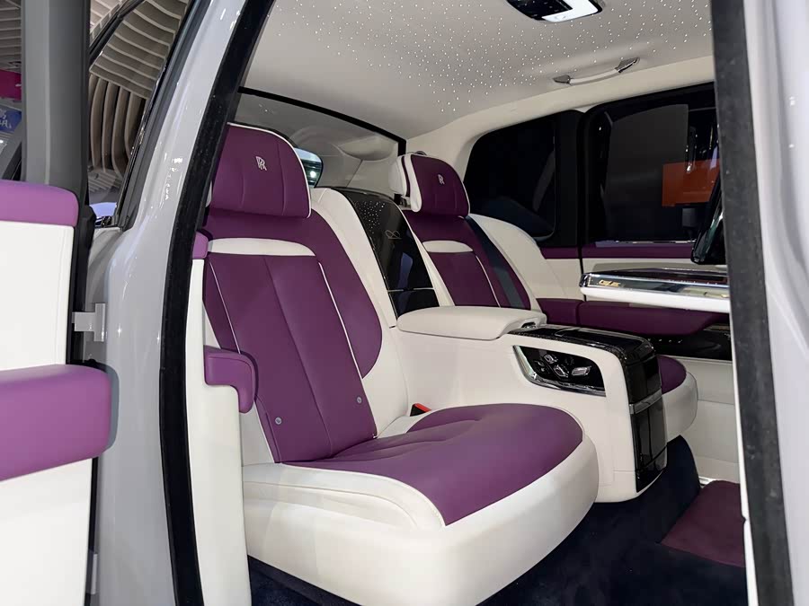 劳斯莱斯 库里南 2025 汽车图片 #32