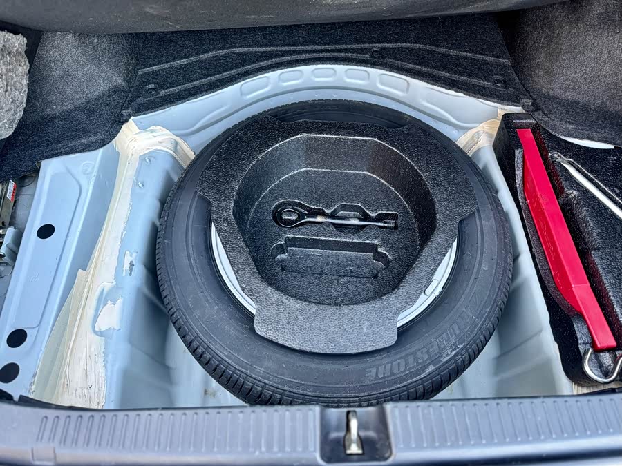 Toyota Reiz 2014 immagine di auto #32